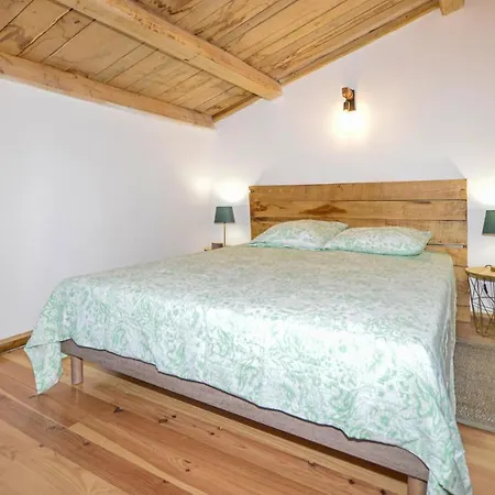 Amazing In With Kitchenette *
